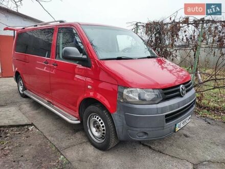 Красный Фольксваген Transporter, объемом двигателя 1.97 л и пробегом 446 тыс. км за 12100 $, фото 1 на Automoto.ua