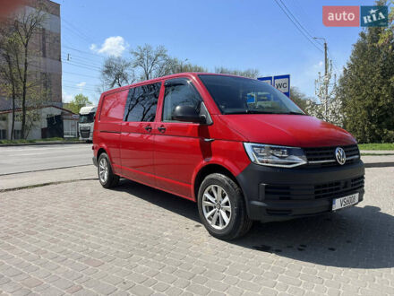 Красный Фольксваген Transporter, объемом двигателя 2 л и пробегом 220 тыс. км за 24500 $, фото 1 на Automoto.ua