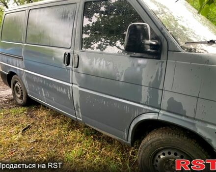 Фольксваген Transporter, объемом двигателя 1.9 л и пробегом 350 тыс. км за 3850 $, фото 1 на Automoto.ua