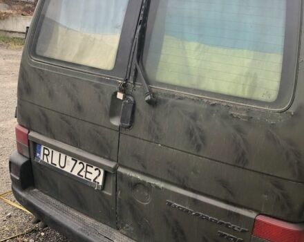 Фольксваген Transporter, объемом двигателя 2.5 л и пробегом 300 тыс. км за 2700 $, фото 2 на Automoto.ua