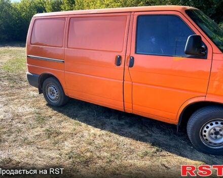 Фольксваген Transporter, объемом двигателя 2.5 л и пробегом 400 тыс. км за 4700 $, фото 1 на Automoto.ua
