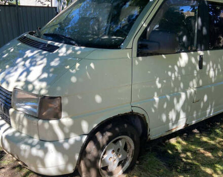Фольксваген Transporter, объемом двигателя 2.4 л и пробегом 200 тыс. км за 4200 $, фото 1 на Automoto.ua