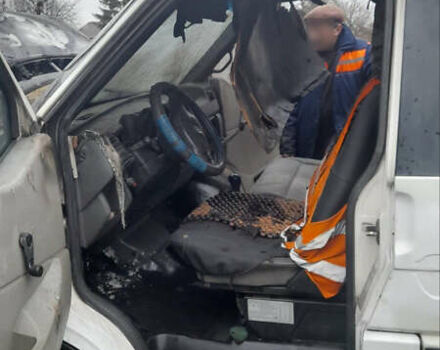 Фольксваген Transporter, объемом двигателя 2.4 л и пробегом 240 тыс. км за 1500 $, фото 3 на Automoto.ua