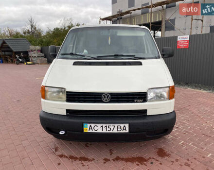 Фольксваген Transporter, объемом двигателя 1.9 л и пробегом 280 тыс. км за 6500 $, фото 1 на Automoto.ua
