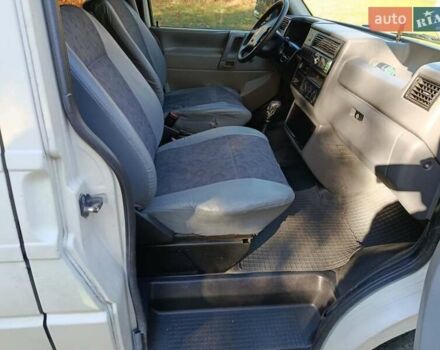 Фольксваген Transporter, объемом двигателя 2.5 л и пробегом 450 тыс. км за 5100 $, фото 4 на Automoto.ua