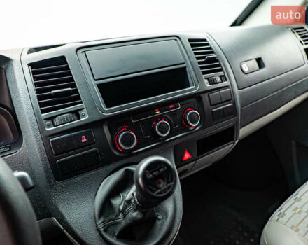 Фольксваген Transporter, объемом двигателя 2 л и пробегом 102 тыс. км за 14475 $, фото 12 на Automoto.ua