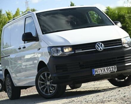 Фольксваген Transporter, объемом двигателя 2 л и пробегом 261 тыс. км за 17300 $, фото 1 на Automoto.ua