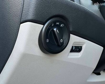 Фольксваген Transporter, об'ємом двигуна 2 л та пробігом 289 тис. км за 16990 $, фото 14 на Automoto.ua