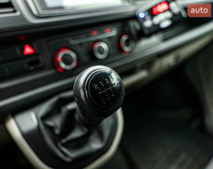 Фольксваген Transporter, об'ємом двигуна 2 л та пробігом 166 тис. км за 24761 $, фото 13 на Automoto.ua