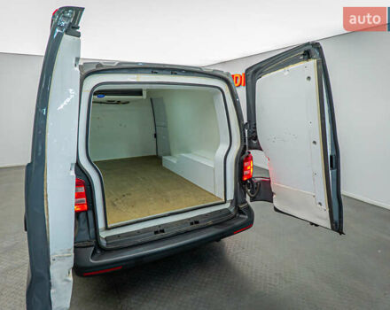 Фольксваген Transporter, об'ємом двигуна 2 л та пробігом 166 тис. км за 24761 $, фото 6 на Automoto.ua