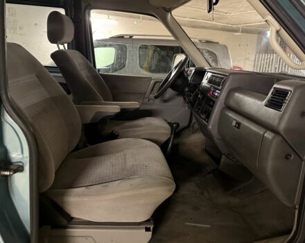 Фольксваген Transporter, объемом двигателя 2.5 л и пробегом 345 тыс. км за 4400 $, фото 11 на Automoto.ua