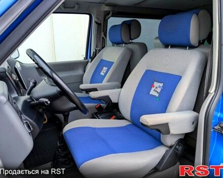 Фольксваген Transporter, объемом двигателя 2.5 л и пробегом 300 тыс. км за 2000 $, фото 4 на Automoto.ua