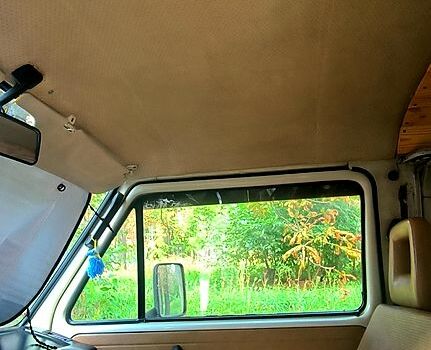 Фольксваген Transporter, объемом двигателя 1.9 л и пробегом 300 тыс. км за 555 $, фото 7 на Automoto.ua