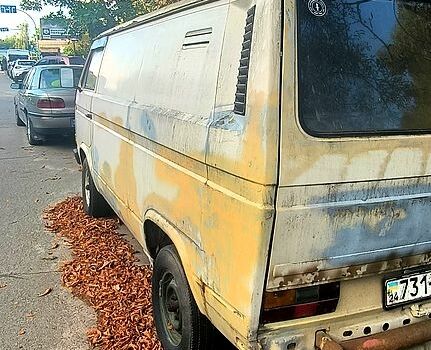 Фольксваген Transporter, объемом двигателя 1.9 л и пробегом 300 тыс. км за 555 $, фото 12 на Automoto.ua