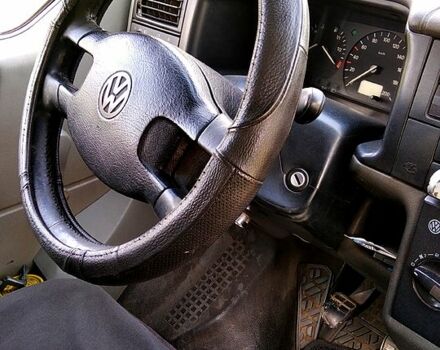 Фольксваген Transporter, объемом двигателя 2.4 л и пробегом 375 тыс. км за 4900 $, фото 7 на Automoto.ua