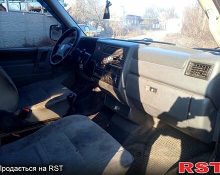 Фольксваген Transporter, объемом двигателя 25 л и пробегом 425 тыс. км за 3500 $, фото 4 на Automoto.ua