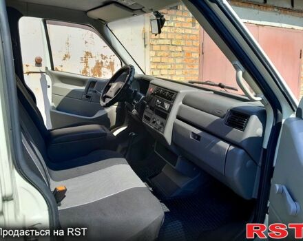 Фольксваген Transporter, объемом двигателя 1.8 л и пробегом 281 тыс. км за 5700 $, фото 4 на Automoto.ua