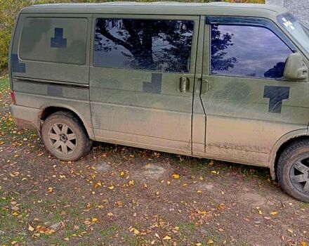 Фольксваген Transporter, объемом двигателя 1.9 л и пробегом 350 тыс. км за 3060 $, фото 2 на Automoto.ua