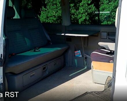 Фольксваген Transporter, об'ємом двигуна 2.5 л та пробігом 228 тис. км за 1800 $, фото 6 на Automoto.ua