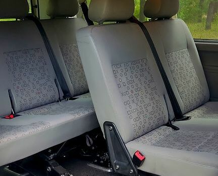 Фольксваген Transporter, объемом двигателя 2.5 л и пробегом 409 тыс. км за 8000 $, фото 6 на Automoto.ua