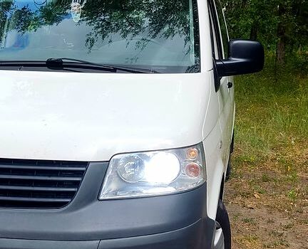 Фольксваген Transporter, объемом двигателя 2.5 л и пробегом 409 тыс. км за 8000 $, фото 1 на Automoto.ua
