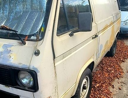 Фольксваген Transporter, об'ємом двигуна 1.9 л та пробігом 300 тис. км за 555 $, фото 1 на Automoto.ua