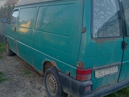 Фольксваген Transporter, объемом двигателя 2.5 л и пробегом 250 тыс. км за 2800 $, фото 1 на Automoto.ua