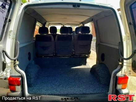 Фольксваген Transporter, объемом двигателя 1.8 л и пробегом 281 тыс. км за 5700 $, фото 1 на Automoto.ua