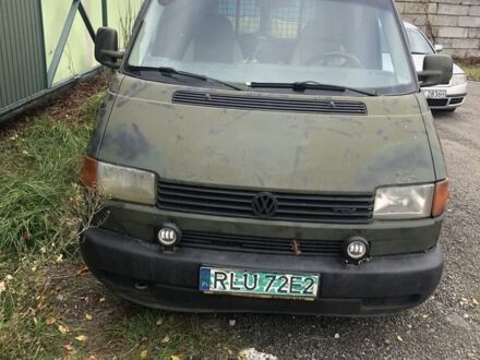 Фольксваген Transporter, объемом двигателя 2.5 л и пробегом 300 тыс. км за 2700 $, фото 1 на Automoto.ua