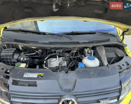 Желтый Фольксваген Transporter, объемом двигателя 1.97 л и пробегом 320 тыс. км за 27500 $, фото 14 на Automoto.ua