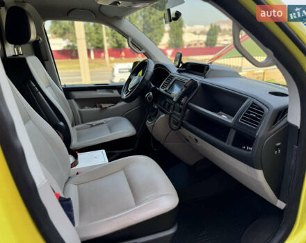 Желтый Фольксваген Transporter, объемом двигателя 1.97 л и пробегом 320 тыс. км за 27500 $, фото 15 на Automoto.ua