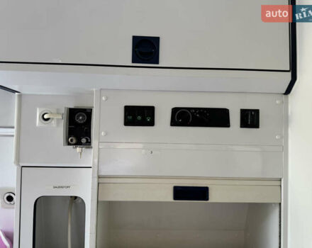 Желтый Фольксваген Transporter, объемом двигателя 1.97 л и пробегом 320 тыс. км за 27500 $, фото 20 на Automoto.ua