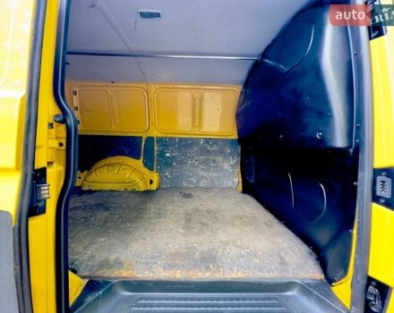 Желтый Фольксваген Transporter, объемом двигателя 2 л и пробегом 294 тыс. км за 6800 $, фото 36 на Automoto.ua