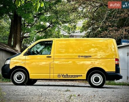 Желтый Фольксваген Transporter, объемом двигателя 2 л и пробегом 294 тыс. км за 6800 $, фото 6 на Automoto.ua