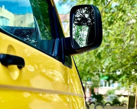 Желтый Фольксваген Transporter, объемом двигателя 2 л и пробегом 294 тыс. км за 6800 $, фото 9 на Automoto.ua