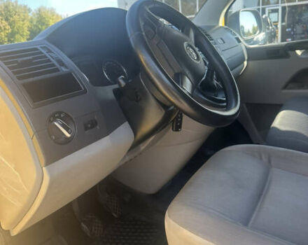 Желтый Фольксваген Transporter, объемом двигателя 1.97 л и пробегом 203 тыс. км за 11200 $, фото 12 на Automoto.ua