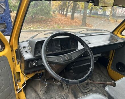 Жовтий Фольксваген Transporter, об'ємом двигуна 1.6 л та пробігом 333 тис. км за 1300 $, фото 2 на Automoto.ua