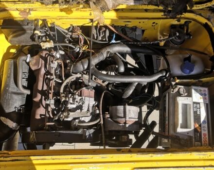 Желтый Фольксваген Transporter, объемом двигателя 1.6 л и пробегом 584 тыс. км за 1500 $, фото 13 на Automoto.ua