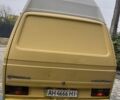 Желтый Фольксваген Transporter, объемом двигателя 1.7 л и пробегом 280 тыс. км за 2800 $, фото 2 на Automoto.ua