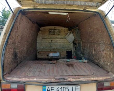 Желтый Фольксваген Transporter, объемом двигателя 1.7 л и пробегом 999 тыс. км за 1700 $, фото 3 на Automoto.ua