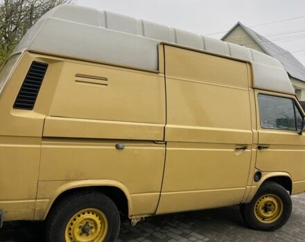 Желтый Фольксваген Transporter, объемом двигателя 1.7 л и пробегом 280 тыс. км за 2800 $, фото 3 на Automoto.ua