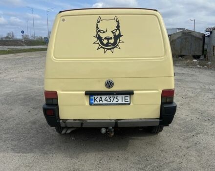 Желтый Фольксваген Transporter, объемом двигателя 1.9 л и пробегом 300 тыс. км за 3800 $, фото 8 на Automoto.ua