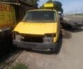 Желтый Фольксваген Transporter, объемом двигателя 0 л и пробегом 300 тыс. км за 800 $, фото 1 на Automoto.ua