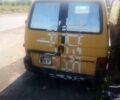 Желтый Фольксваген Transporter, объемом двигателя 0 л и пробегом 300 тыс. км за 800 $, фото 3 на Automoto.ua