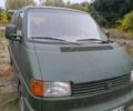 Желтый Фольксваген Transporter, объемом двигателя 1.9 л и пробегом 180 тыс. км за 4000 $, фото 1 на Automoto.ua