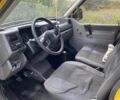 Желтый Фольксваген Transporter, объемом двигателя 1.9 л и пробегом 270 тыс. км за 2800 $, фото 4 на Automoto.ua