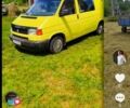 Желтый Фольксваген Transporter, объемом двигателя 1.9 л и пробегом 400 тыс. км за 4100 $, фото 1 на Automoto.ua