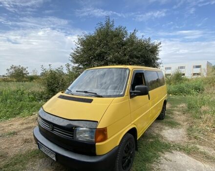 Желтый Фольксваген Transporter, объемом двигателя 1.9 л и пробегом 270 тыс. км за 2800 $, фото 2 на Automoto.ua