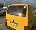 Желтый Фольксваген Transporter, объемом двигателя 1.9 л и пробегом 320 тыс. км за 225000 $, фото 1 на Automoto.ua