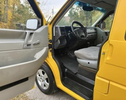 Желтый Фольксваген Transporter, объемом двигателя 1.9 л и пробегом 373 тыс. км за 5300 $, фото 23 на Automoto.ua